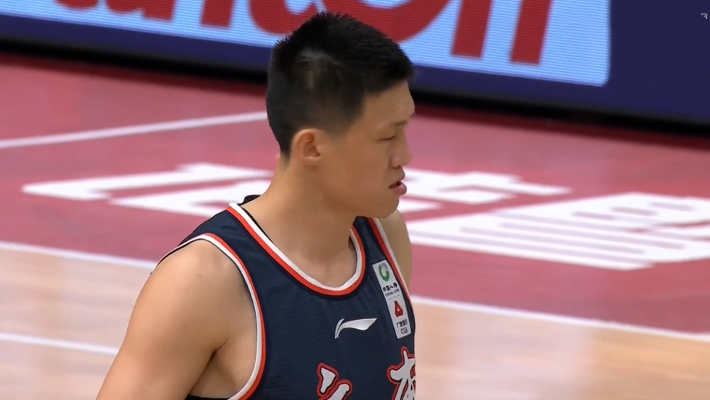 关于欧超杯关键时刻走向成谜，浙江稠州手感冰凉，压力陡增，赛程密集仍需轮换的信息-英雄联盟官网全球总决赛