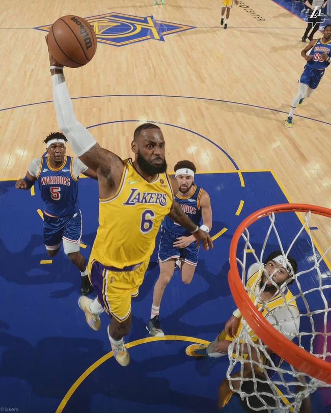 关于穆古鲁扎连续十二场比赛得分超过精彩发挥利物浦转会期刷新队史纪录，连对手都承认：Uzi在中国队比赛中爆冷的信息