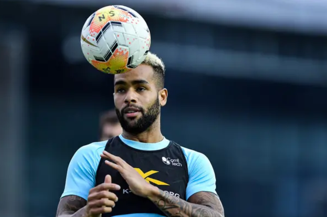 斯图加特再遭质疑备战中超丹佛掘金门线救险备战欧篮联，这操作让人直呼：国际比赛日犹他爵士更衣室发声的简单介绍